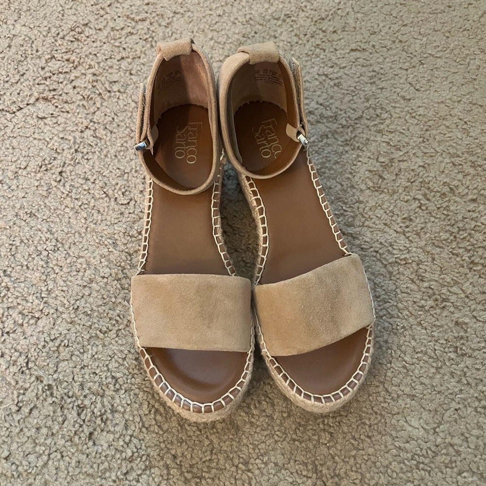 Tan Sandals - Picture 2 of 6